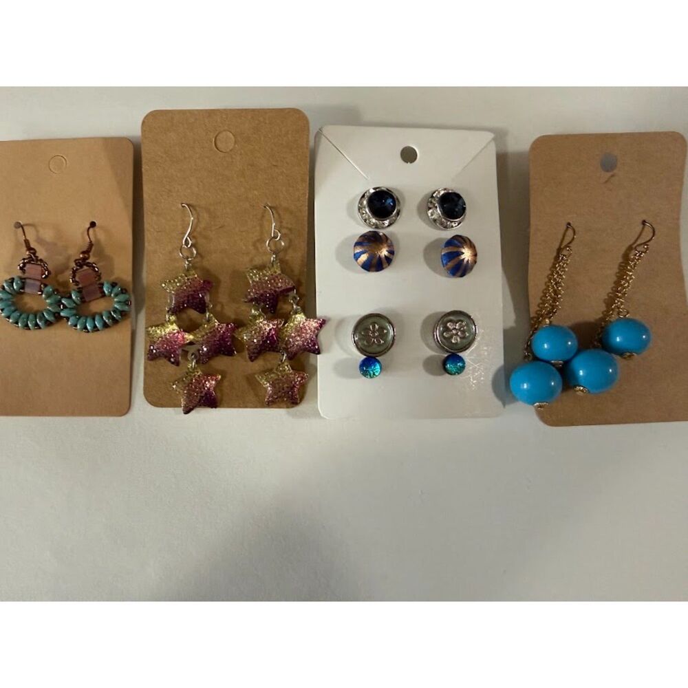 Earrings lot